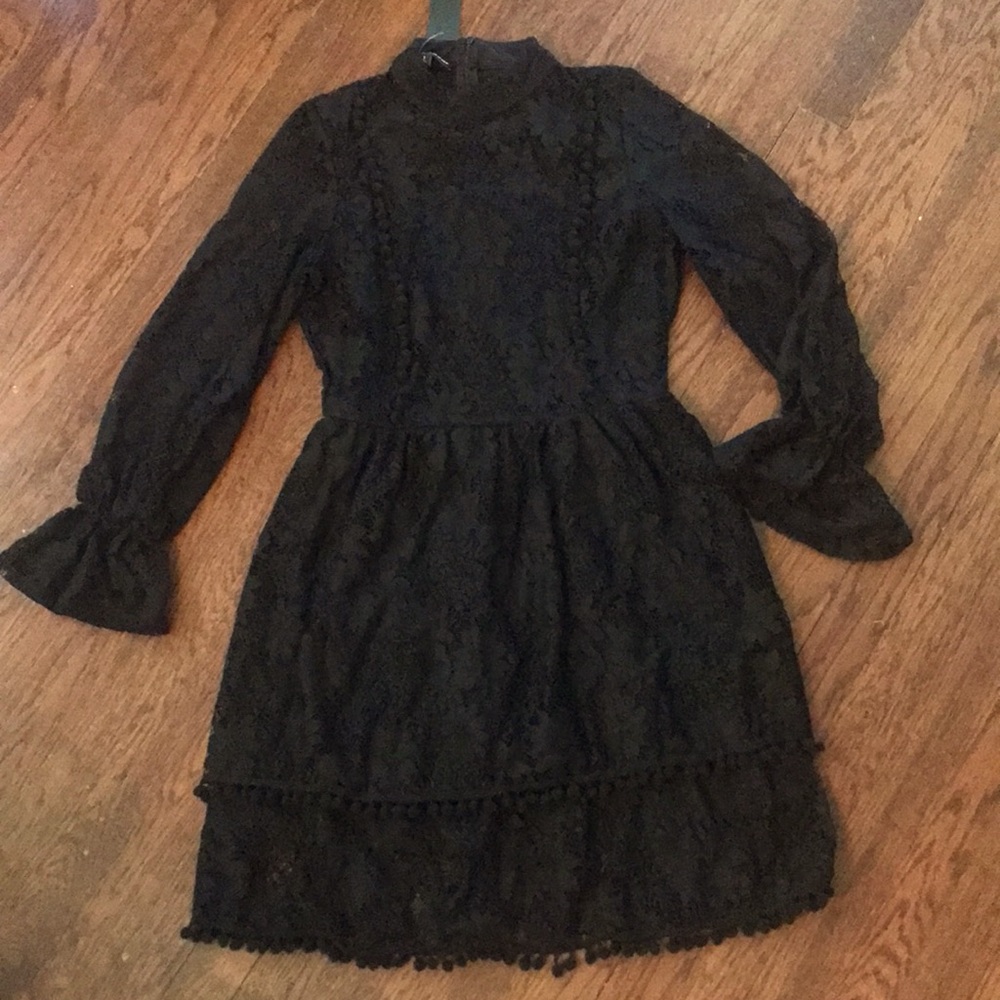 Black, lace dress. Sz. L